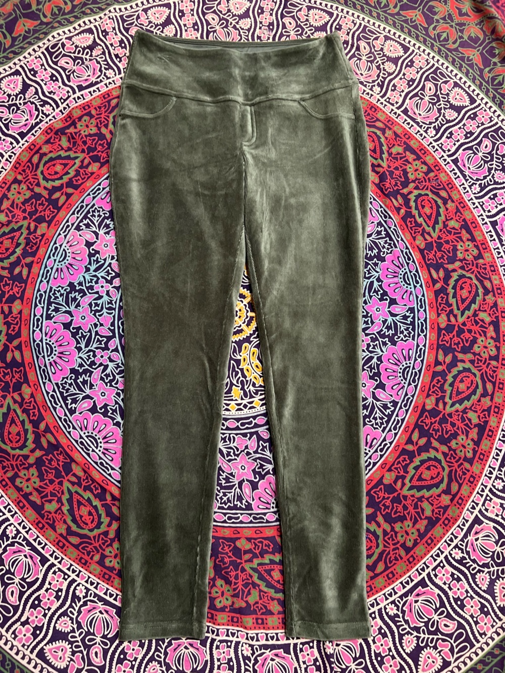 Suave Knit Corduroy Green Legging Pants size M Tummy Control Stretchy Pants